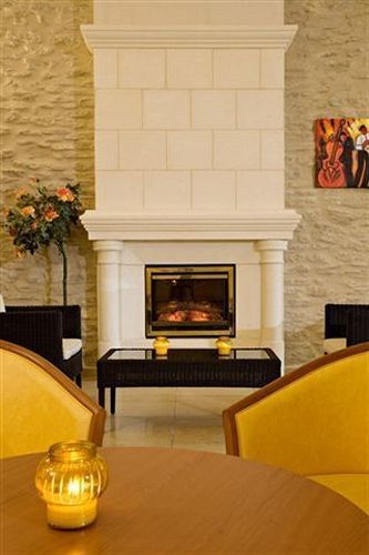 Hotellerie Notre Dame De Lumieres Goult